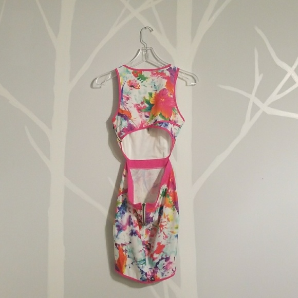 Multicolor side/back cut out dress - Picture 2 of 4